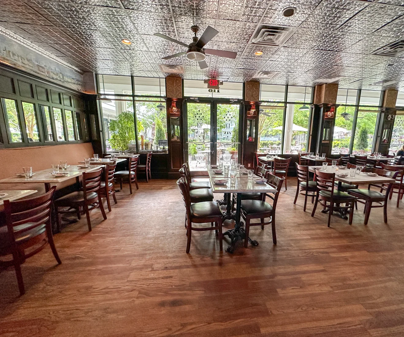 Brasserie Du Soleil, business photo 3