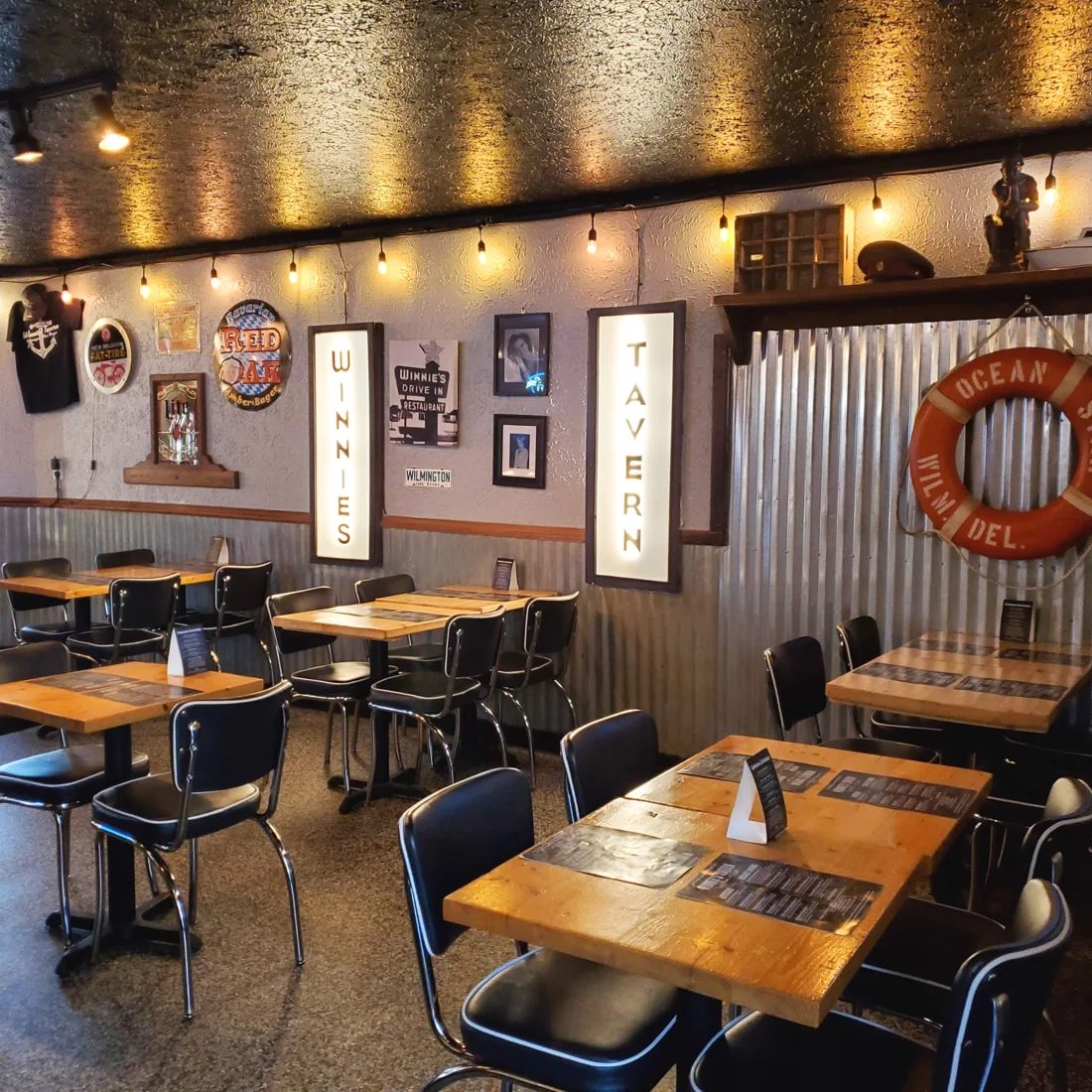 Winnie's Tavern, business photo 3