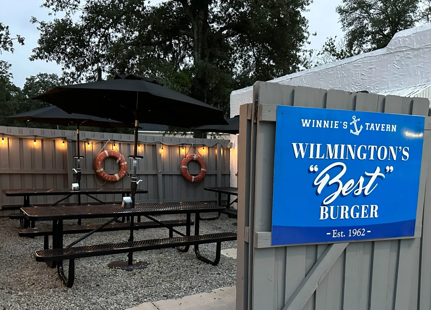Winnie's Tavern, business photo 4